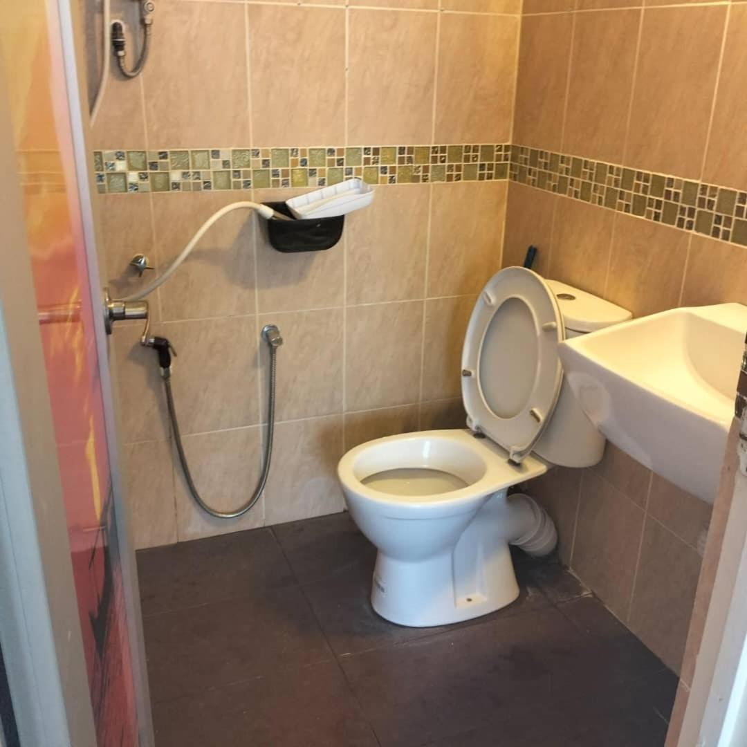 Sri Sayang Pearl View Apartment Batu Feringgi Ngoại thất bức ảnh